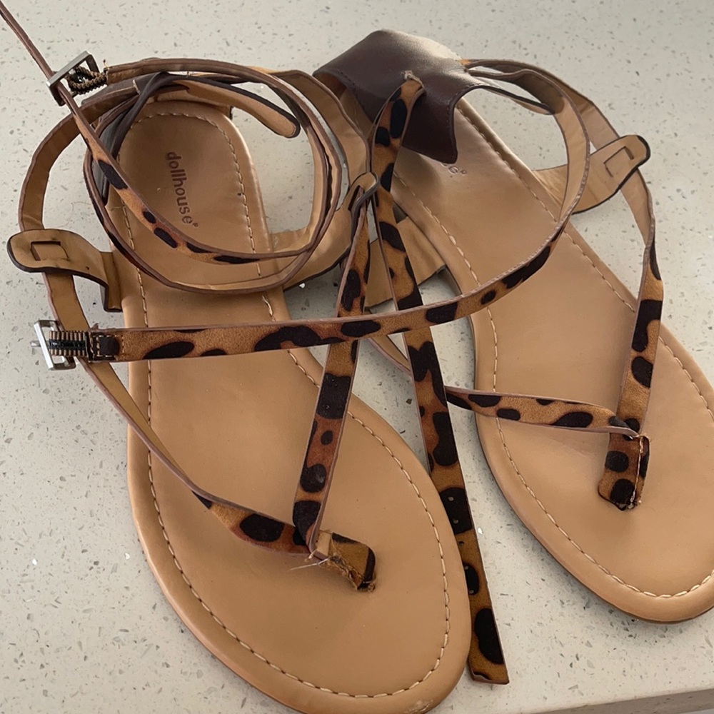 Dollhouse Cheetah Sandals with wrap around